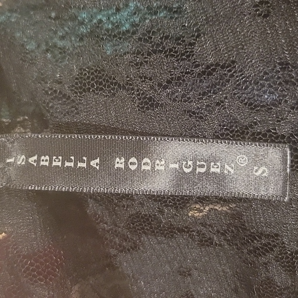 2 Lace Pieces - Picture 3 of 4